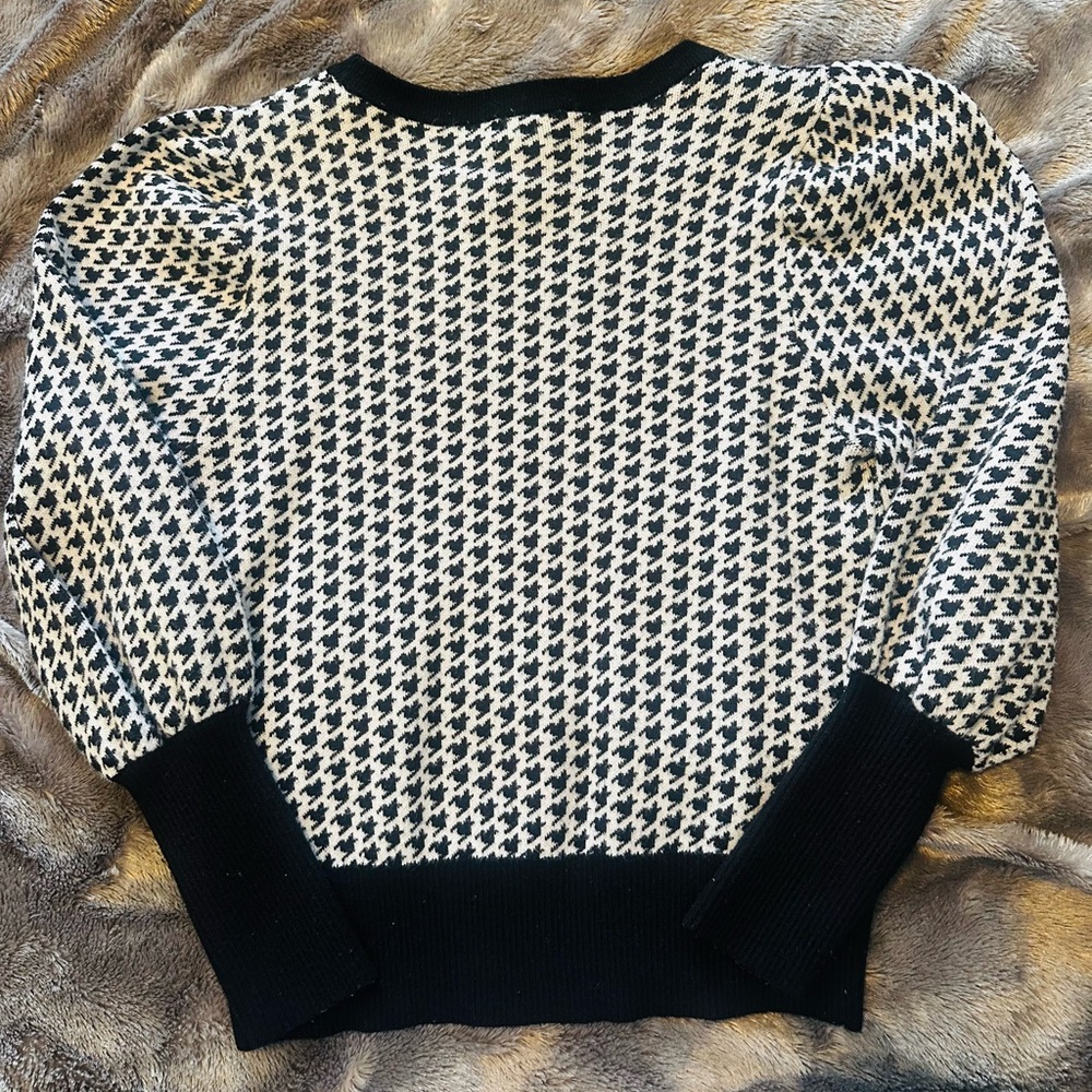 Philosophy Monochrome Houndstooth Knit Top - Picture 7 of 8